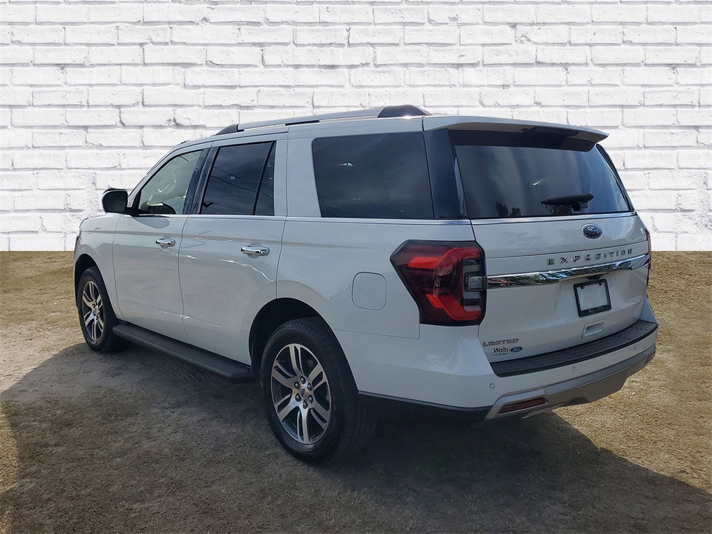 2024 Ford Expedition Limited photo 3