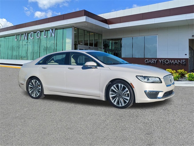 2019 Lincoln MKZ Reserve photo 2