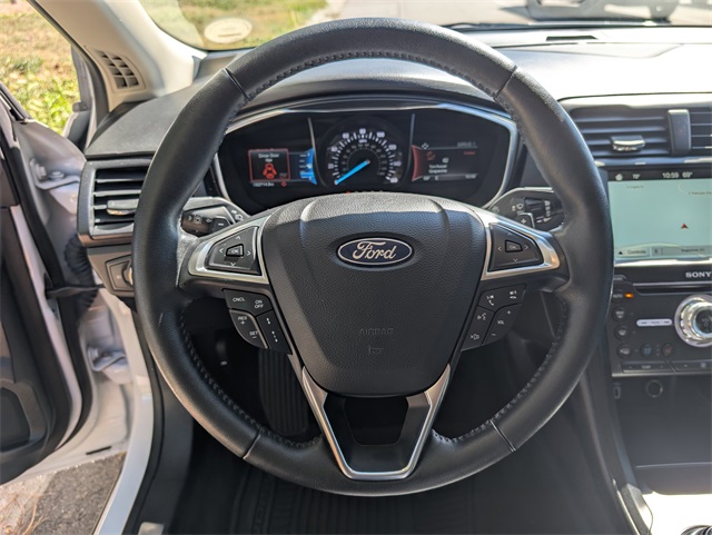 2018 Ford Fusion Titanium photo 15