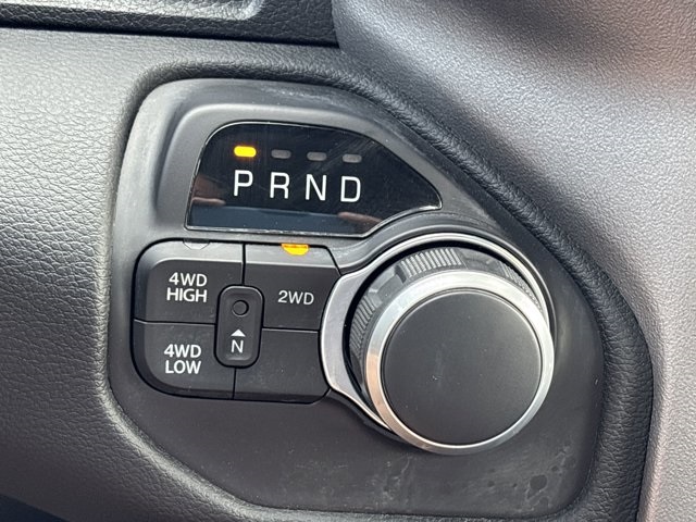 2024 Ram 2500 Big Horn photo 28