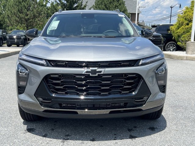 2025 Chevrolet Trax ACTIV photo 2