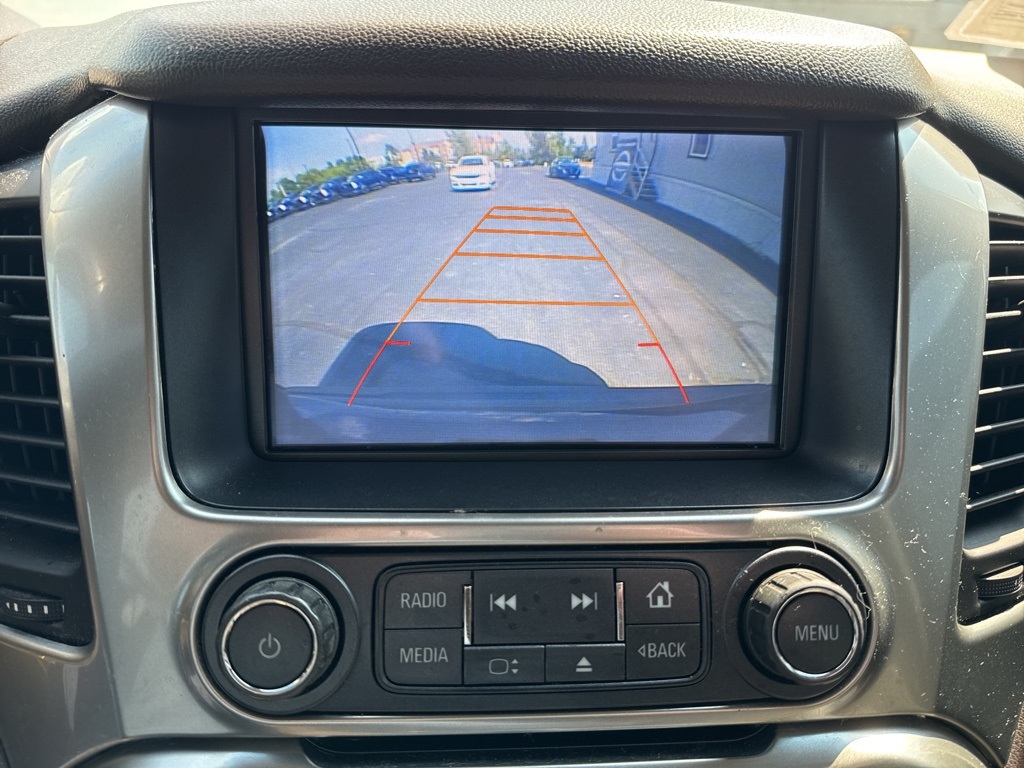 2017 Chevrolet Suburban LT photo 26