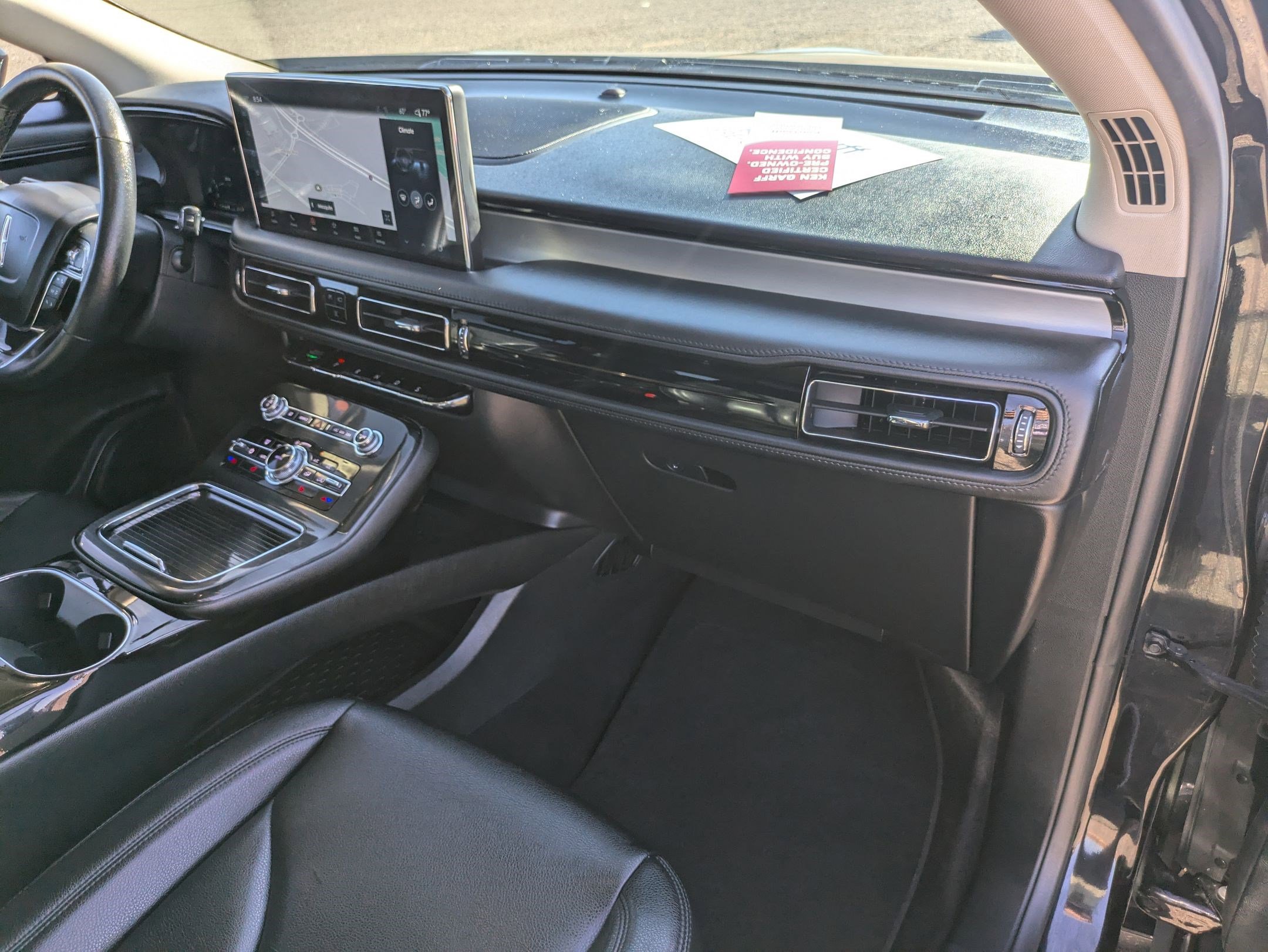2023 Lincoln Nautilus Standard photo 30