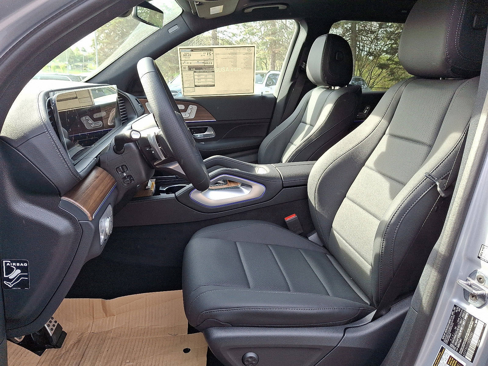 2025 Mercedes Benz GLS 450 4MATIC photo 13
