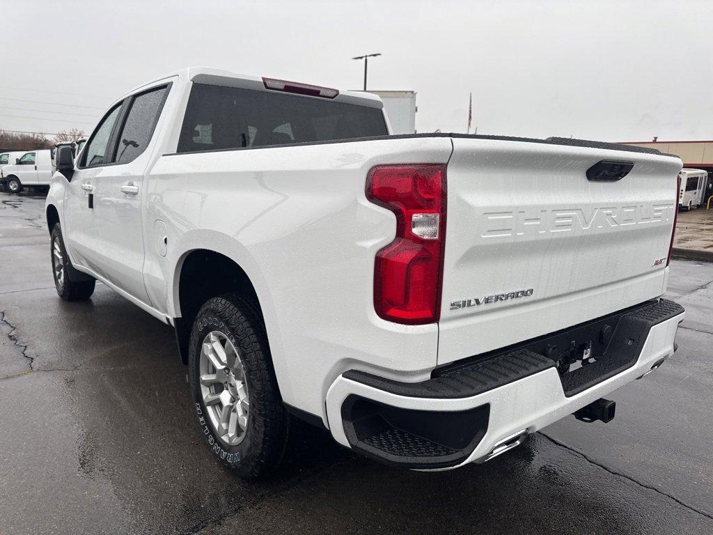 2026 Chevrolet Silverado 1500 RST photo 4