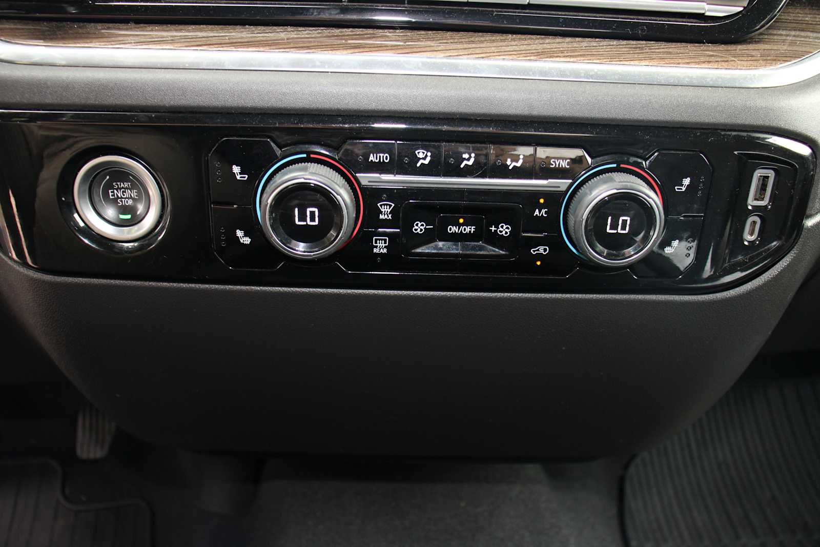 2022 Chevrolet Silverado 1500 LT photo 31
