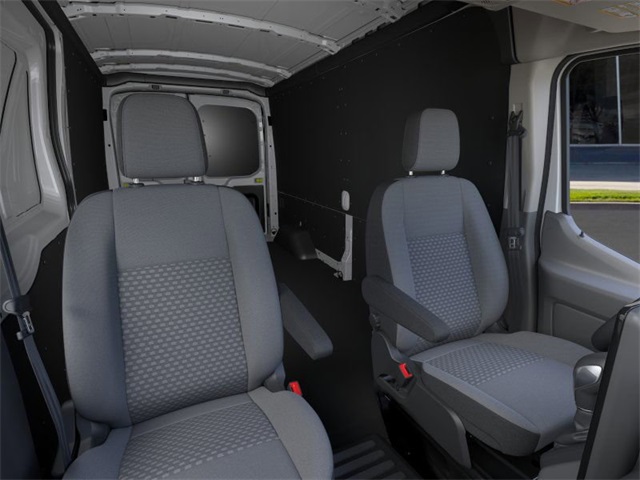2025 Ford Transit photo 10