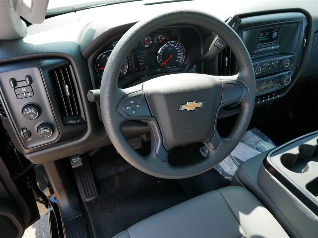 2024 Chevrolet Silverado 6500HD Work Truck photo 4