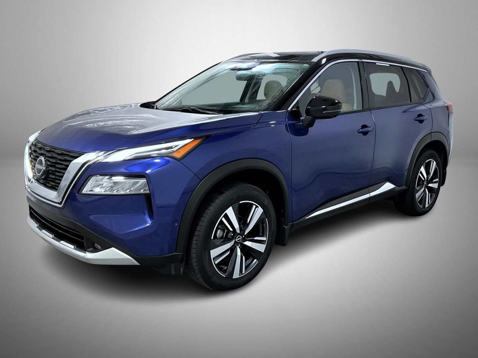 2022 Nissan Rogue Platinum's photo