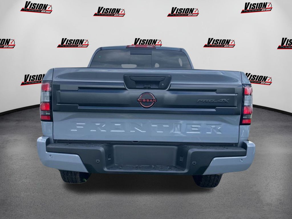 2025 Nissan Frontier PRO-4X photo 4
