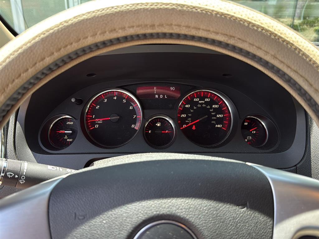 2010 Gmc Acadia photo 4