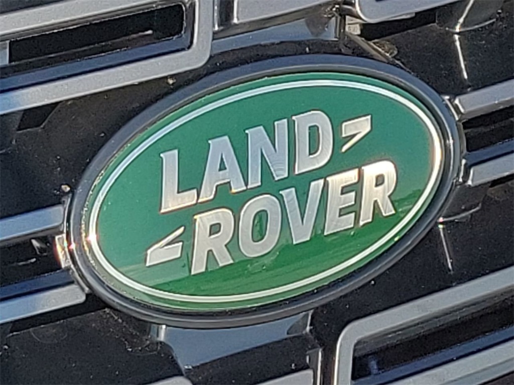 2025 Land Rover Range Rover Sport SE photo 7
