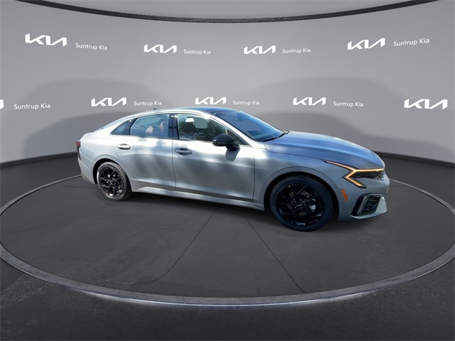 2026 Kia K5 GT-Line photo 4