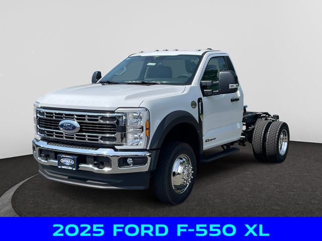 2025 Ford F-550 Super Duty Chassis Cab XL's photo