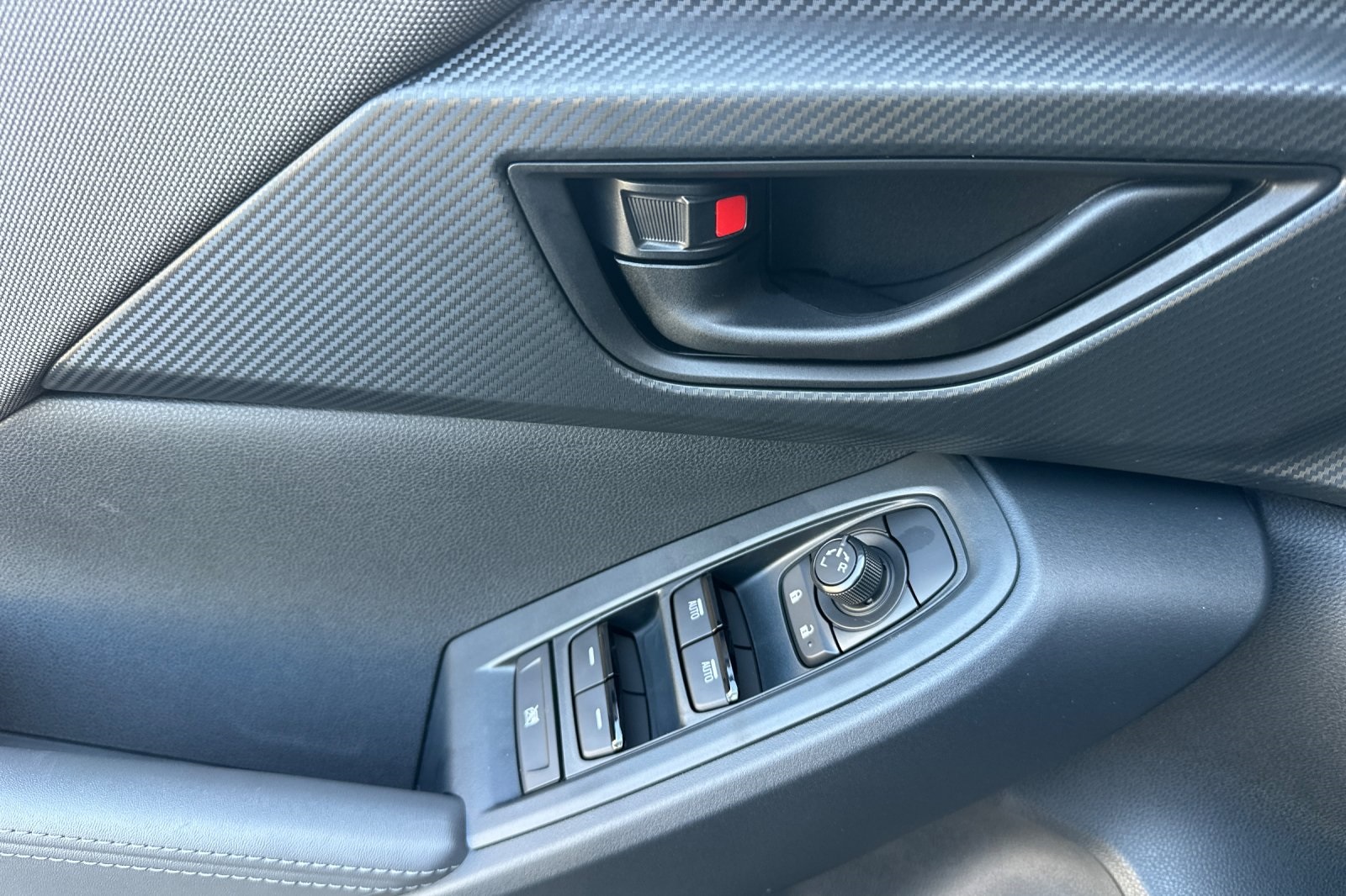 2025 Subaru Crosstrek Premium photo 41