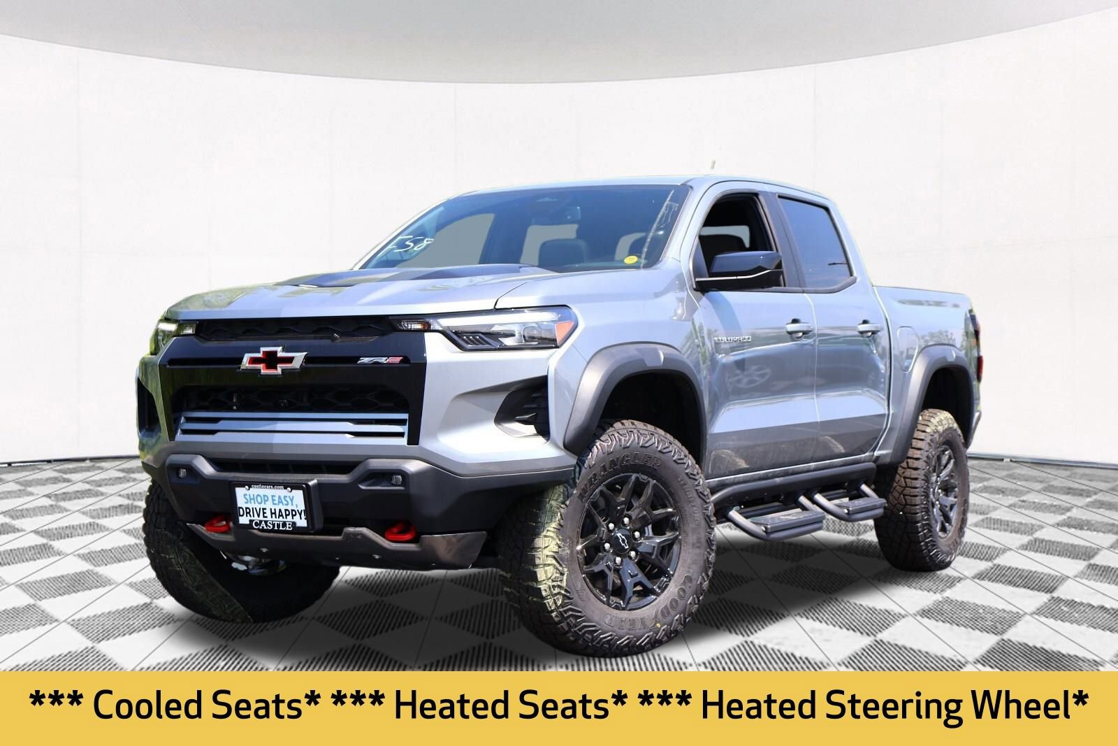 2025 Chevrolet Colorado ZR2 photo 2