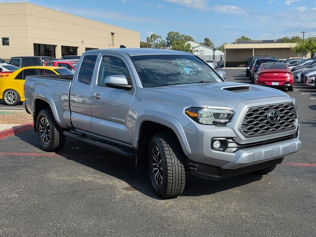 2022 Toyota Tacoma TRD Sport photo 4
