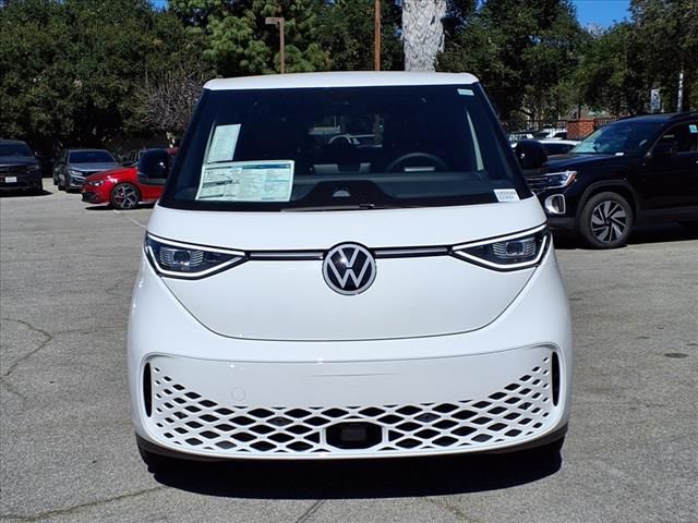 2025 Volkswagen ID. Buzz Pro S photo 2