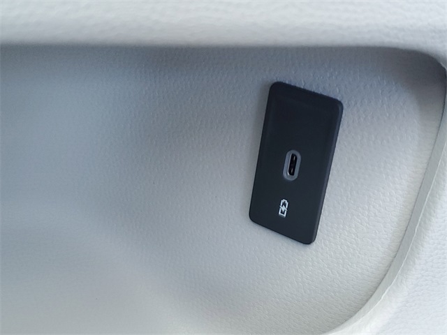 2025 Volkswagen ID. Buzz photo 18
