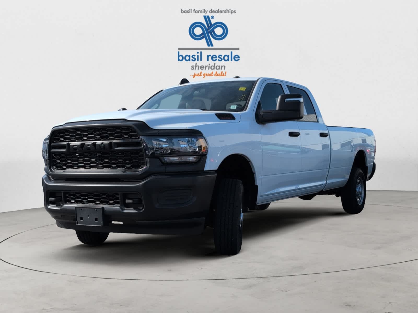 2024 Ram 2500 Tradesman photo 2