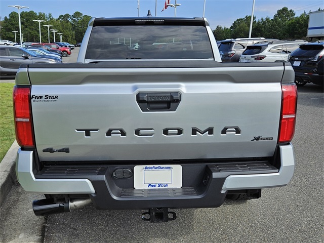 2025 Toyota Tacoma SR5 4x4 Double Cab photo 10