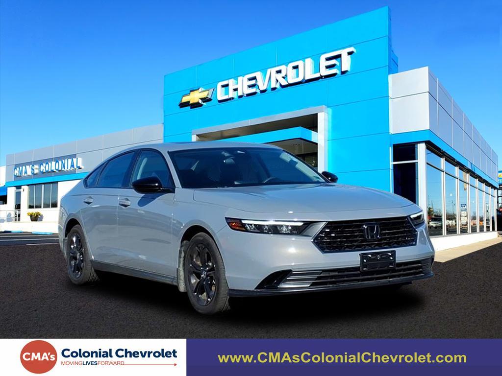 2025 Honda Accord SE's photo