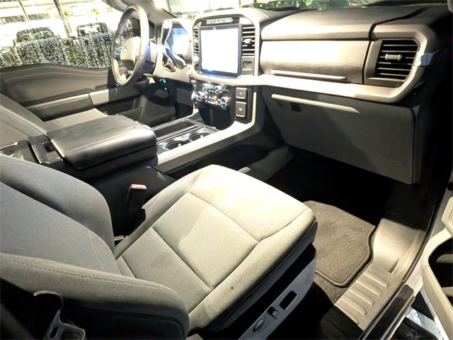 2024 Ford F-150 XLT photo 9