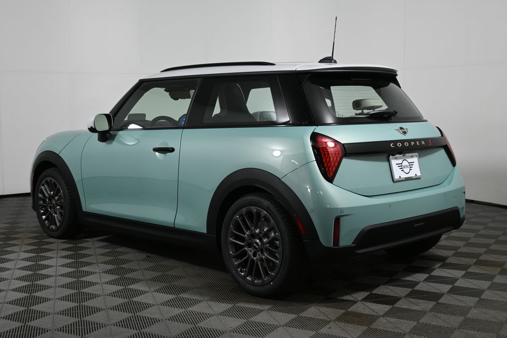 2026 Mini Cooper 2 Door Hardtop Signature photo 4