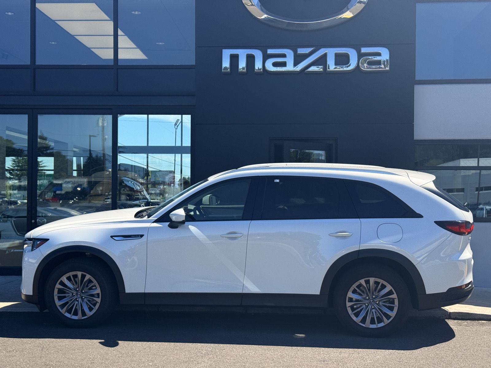 2025 Mazda CX-90 Preferred photo 3