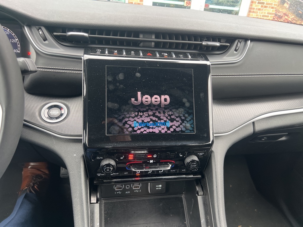 2023 JEEP GRAND CHEROKEE L - Image 9