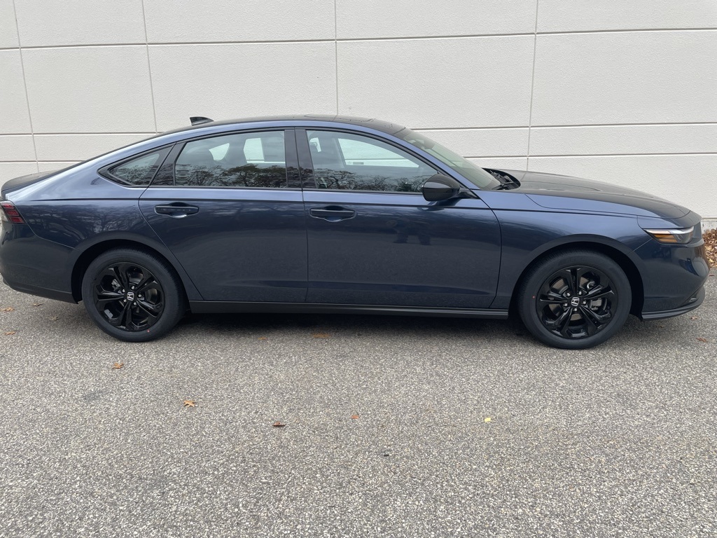 2025 Honda Accord SE photo 3