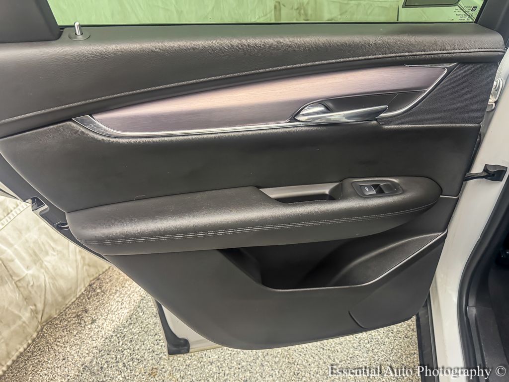 2017 CADILLAC XT5 - Image 23