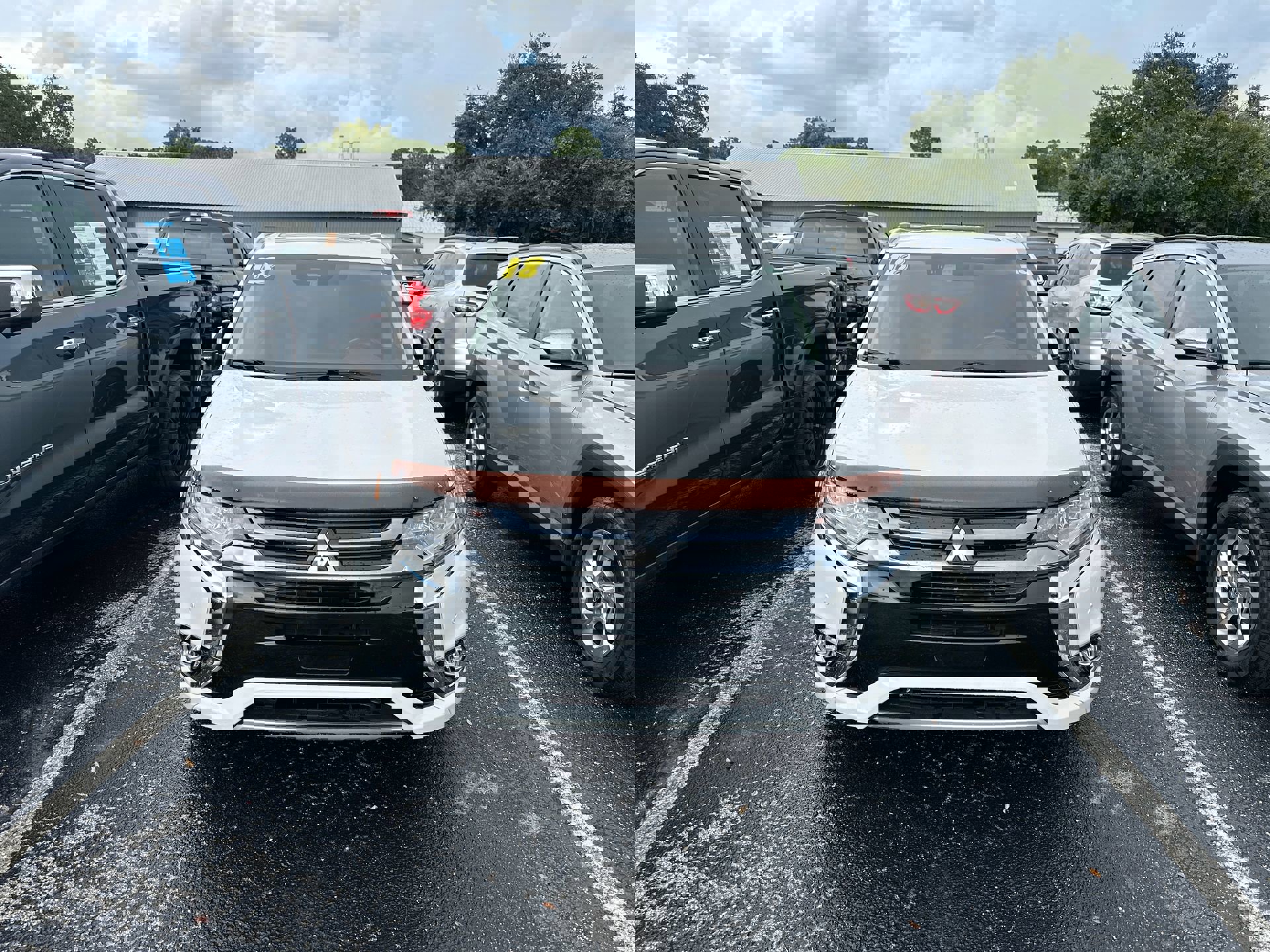 2018 Mitsubishi Outlander PHEV GT S-AWC photo 2