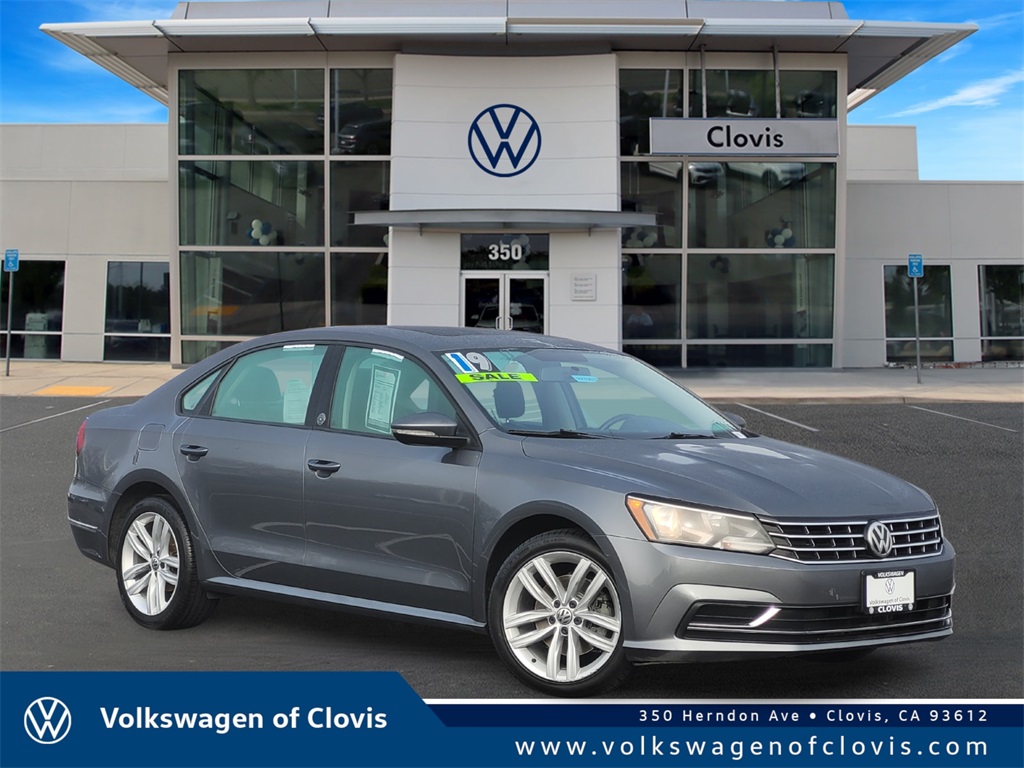 2019 Volkswagen Passat Wolfsburg Edition