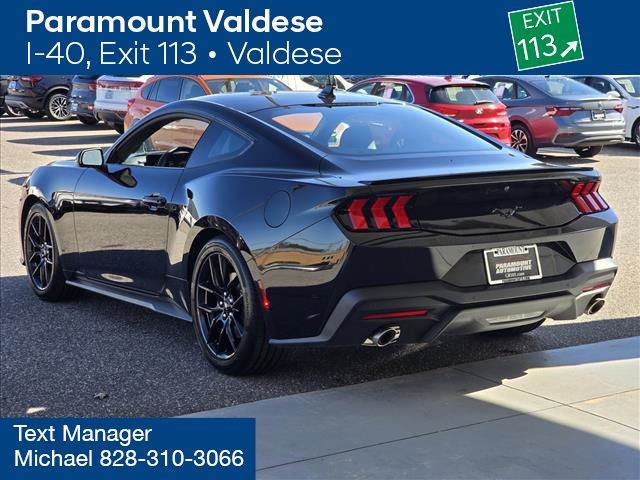 2025 Ford Mustang EcoBoost photo 2