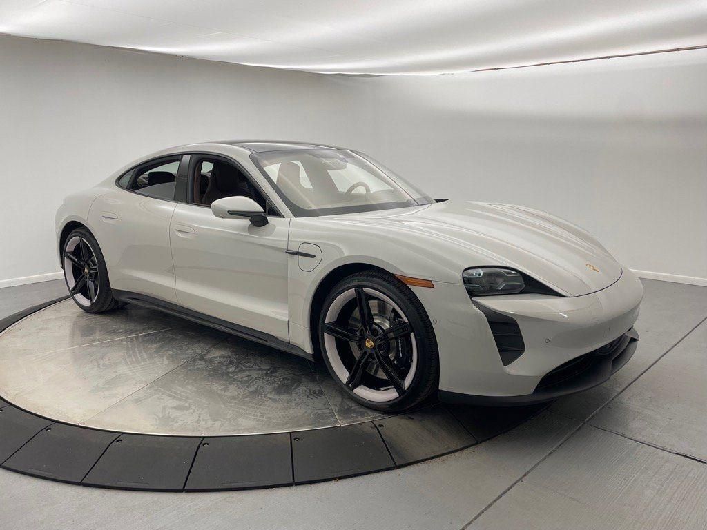 2024 Porsche Taycan GTS photo 6