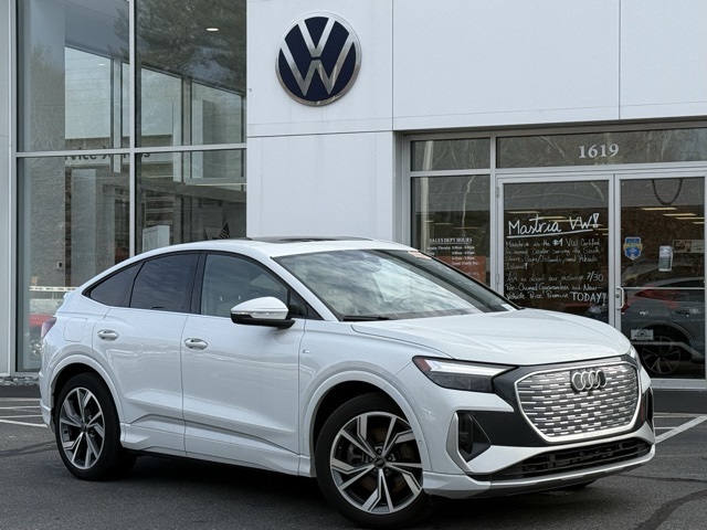 2024 Audi Q4 Sportback e-tron Premium Plus's photo