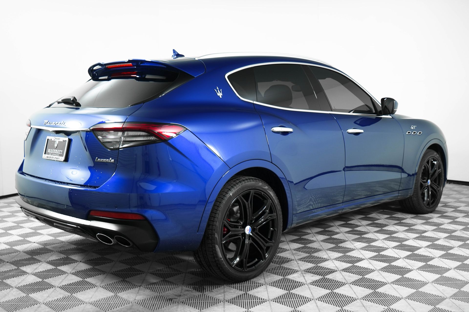 2022 Maserati Levante GT photo 7