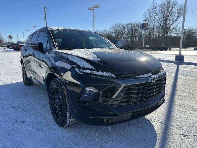 2025 Chevrolet Blazer RS photo 4