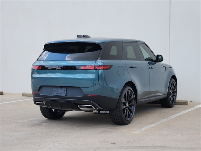 2025 Land Rover Range Rover Sport SE photo 4