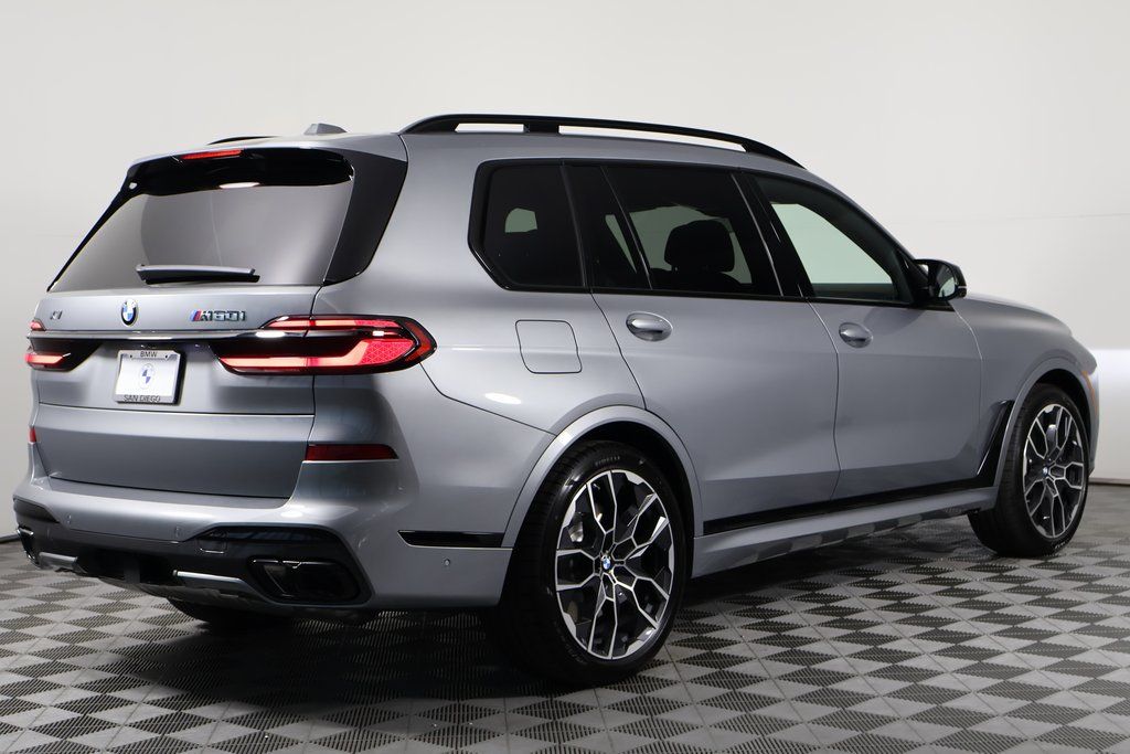 2026 Bmw X7 M60i photo 2