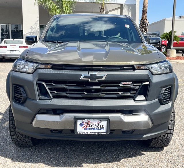 2023 Chevrolet Colorado Trail Boss photo 2