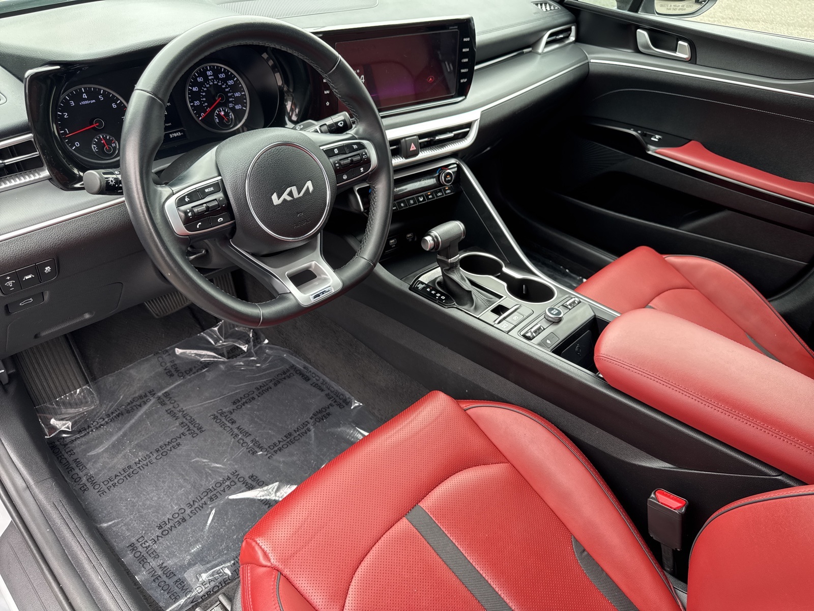 2024 Kia K5 GT-Line photo 6