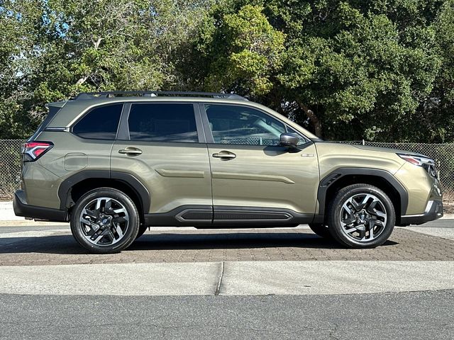 2025 Subaru Forester Limited photo 3