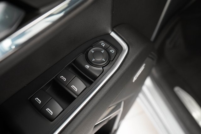 2024 Chevrolet Silverado 1500 RST photo 13