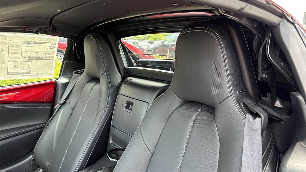2025 Mazda MX-5 Miata Miata RF Grand Touring photo 16
