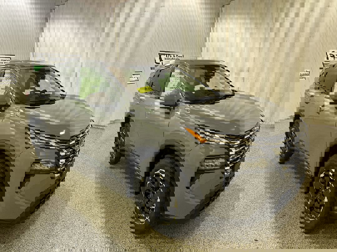 2026 Nissan Rogue SV's photo