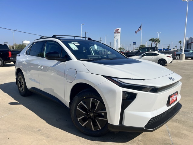 2026 Toyota bZ XLE's photo