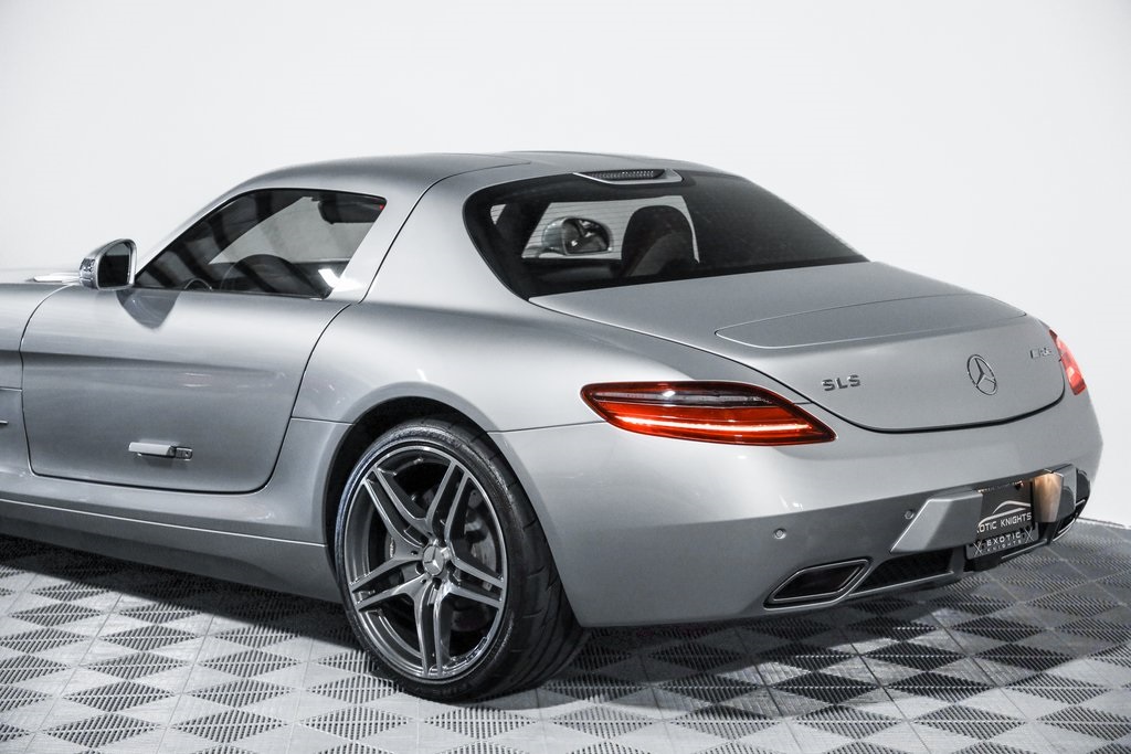 2011 Mercedes Benz SLS AMG photo 24