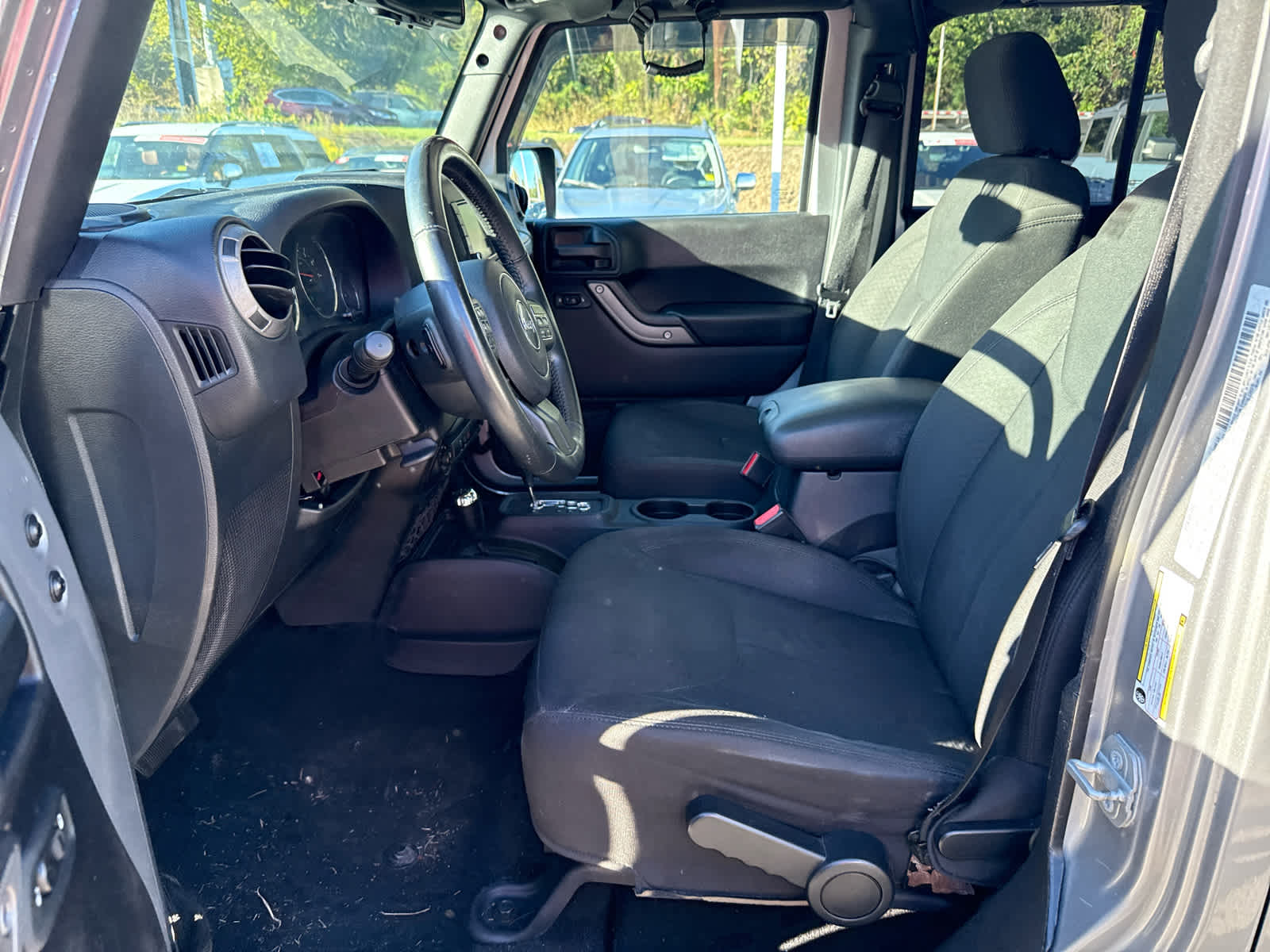 2016 Jeep Wrangler Unlimited Sport photo 4